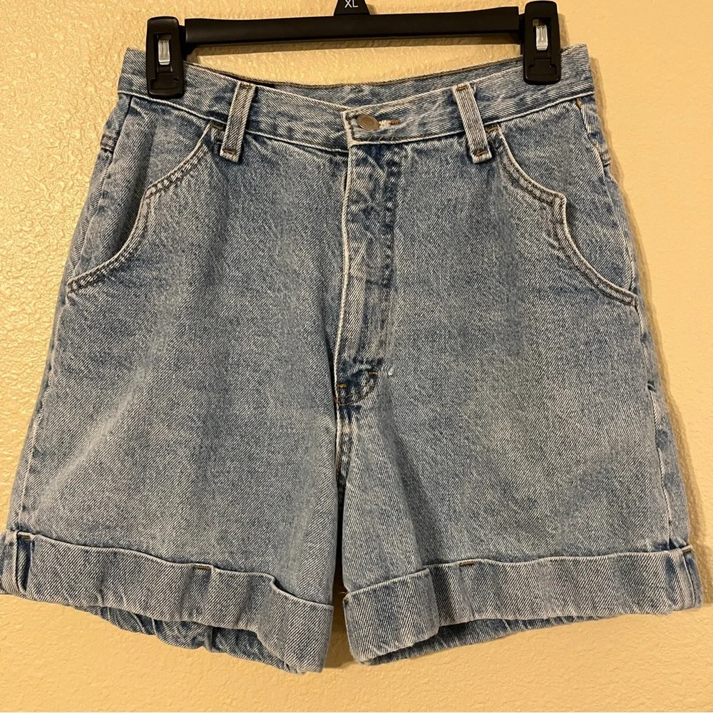 Action West Jeans Vintage Women’s Light Blue Denim Size 8 Jean Shorts
